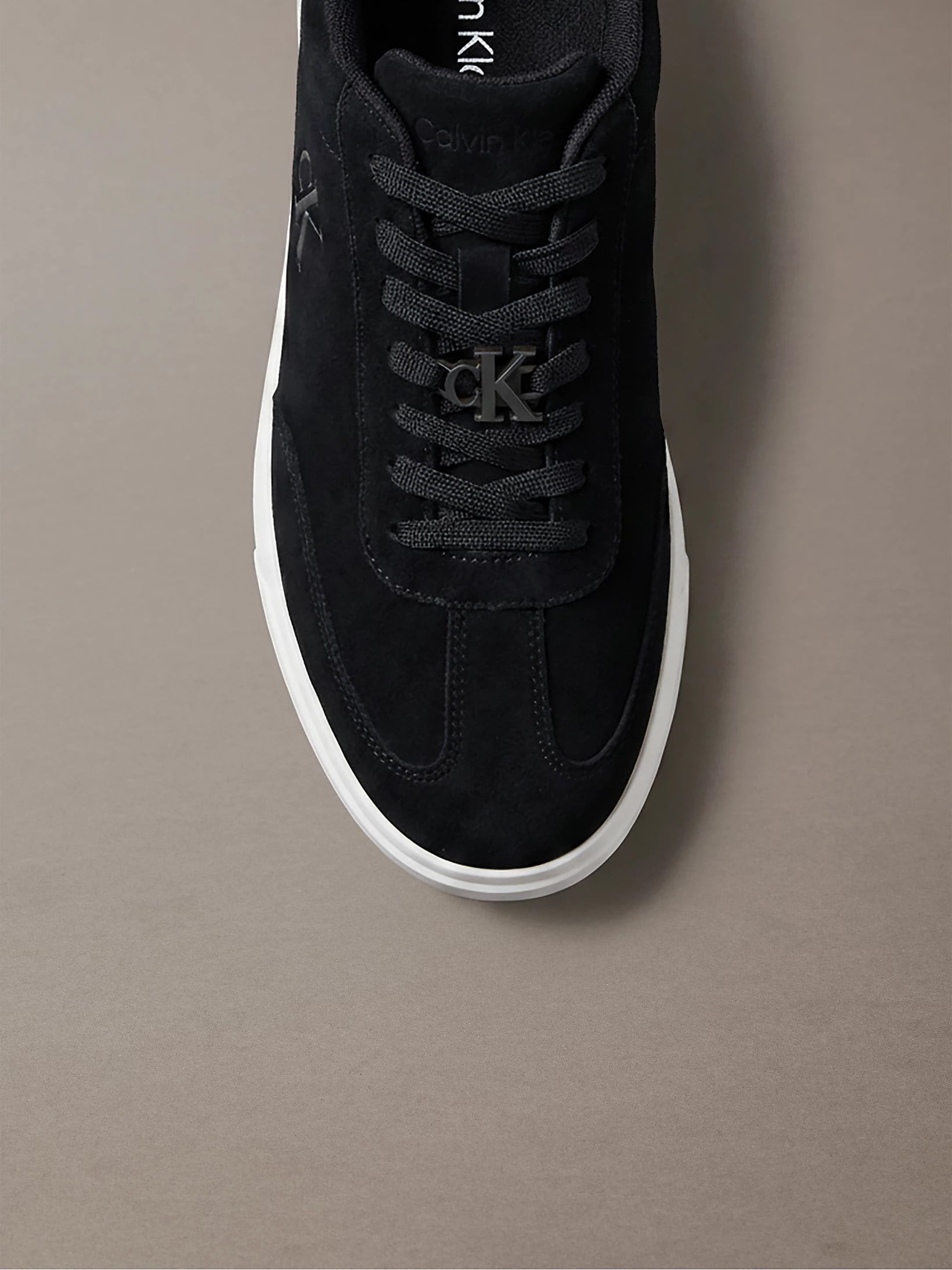 Calvin Klein Calvin Klein Erkek Düşük Bilekli Rahat Taban Ck Logolu Süet Siyah Sneaker HM0HM02201-BEH