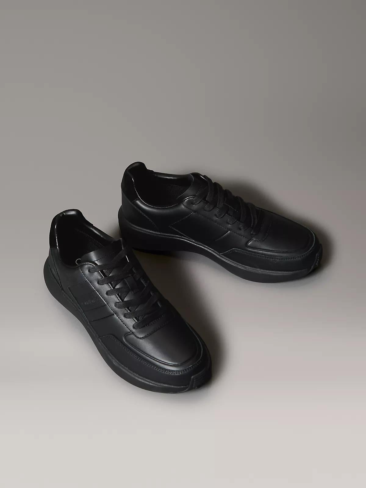 Calvin Klein Calvin Klein Erkek Düşük Bilekli Logo Detaylı Rahat Taban Deri Siyah Sneaker HM0HM01957-0GJ