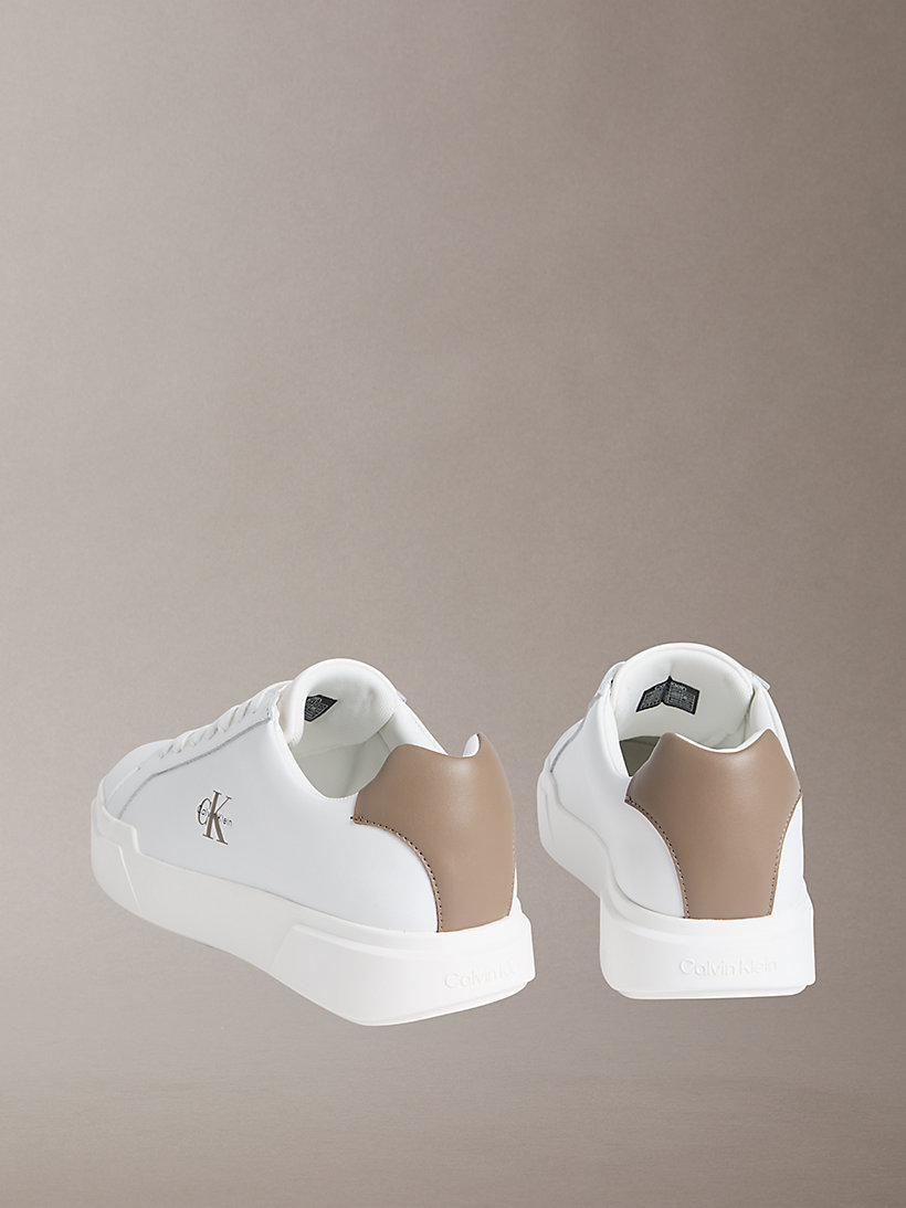 Calvin Klein Calvin Klein Erkek Logo Kabartmalı Düşük Bilekli %100 Deri Beyaz-Kahverengi Sneaker YM0YM01344-05O