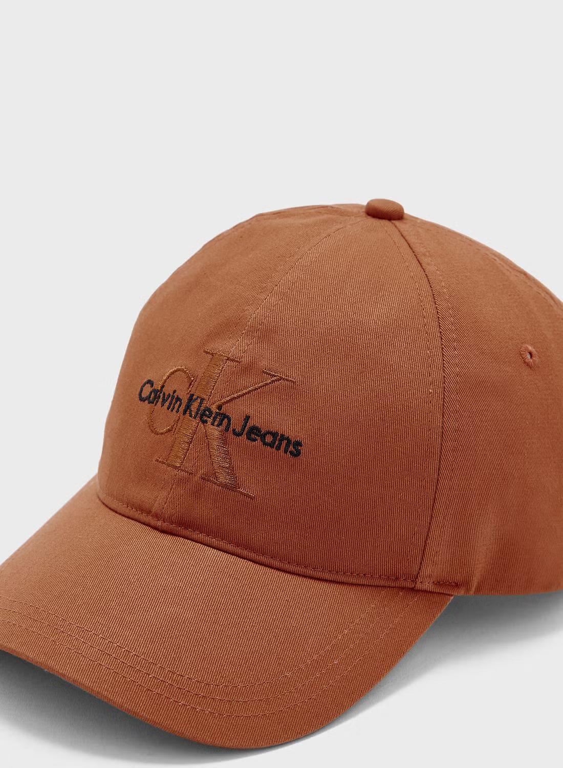 Calvin Klein Calvin Kleın Erkek Logolu Dokuma Kumaş Normal Kalıp Turuncu Şapka K50K510061-ORANGE