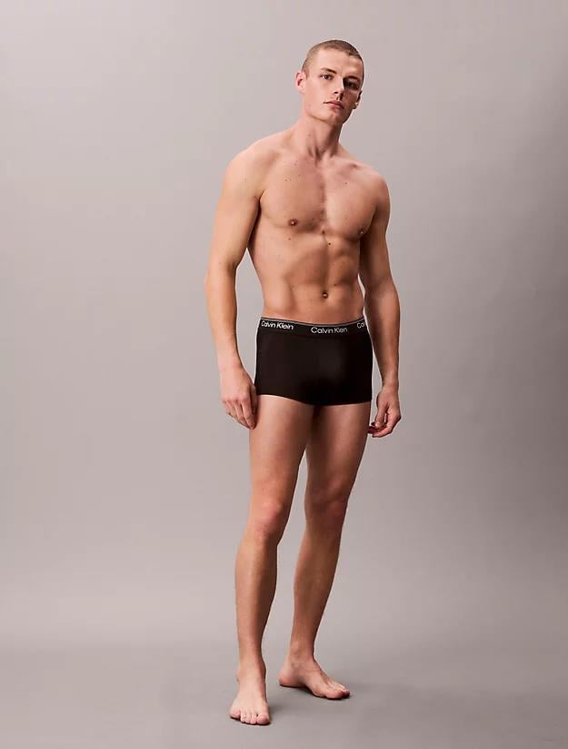 Calvin Klein Calvin Klein Erkek Logolu Elastik Bel Bantlı 3'lü Siyah Boxer LV00NB4409-UB1