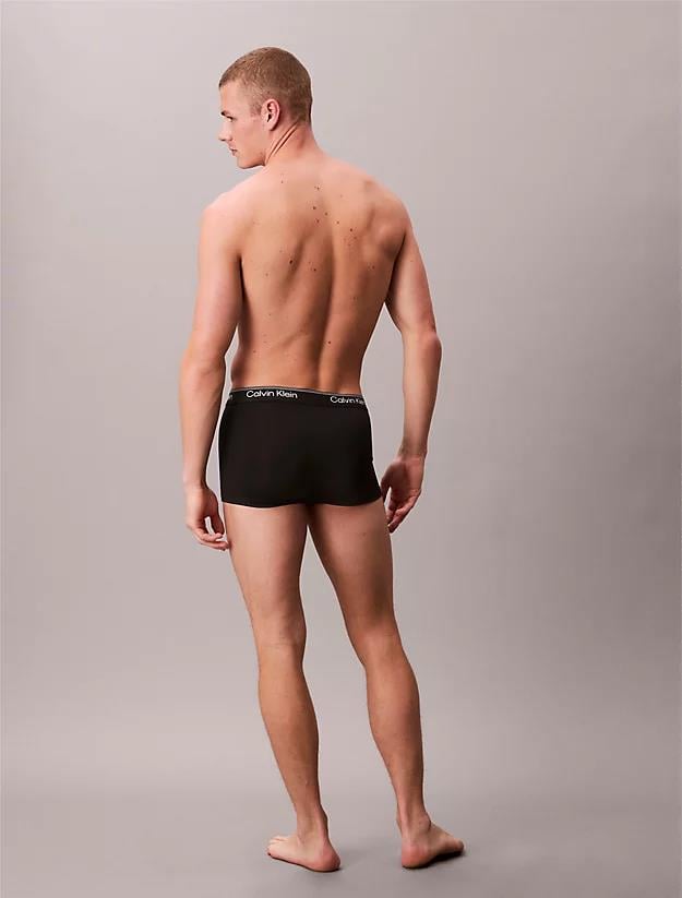 Calvin Klein Calvin Klein Erkek Logolu Elastik Bel Bantlı 3'lü Siyah Boxer LV00NB4409-UB1