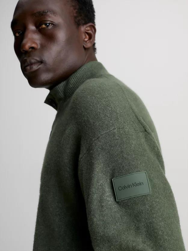 Calvin Klein Calvin Kleın Erkek Marka Logo Detaylı Regular Fit Uzun Kollu Yeşil Kazak K10K111960-LLP