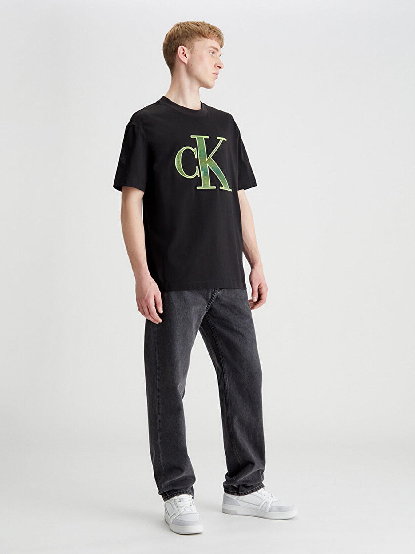 Calvin Klein Calvin Kleın Erkek Marka Logolu Pamuklu Günlük Kullanım Siyah T-Shirt J30J325029-BEH