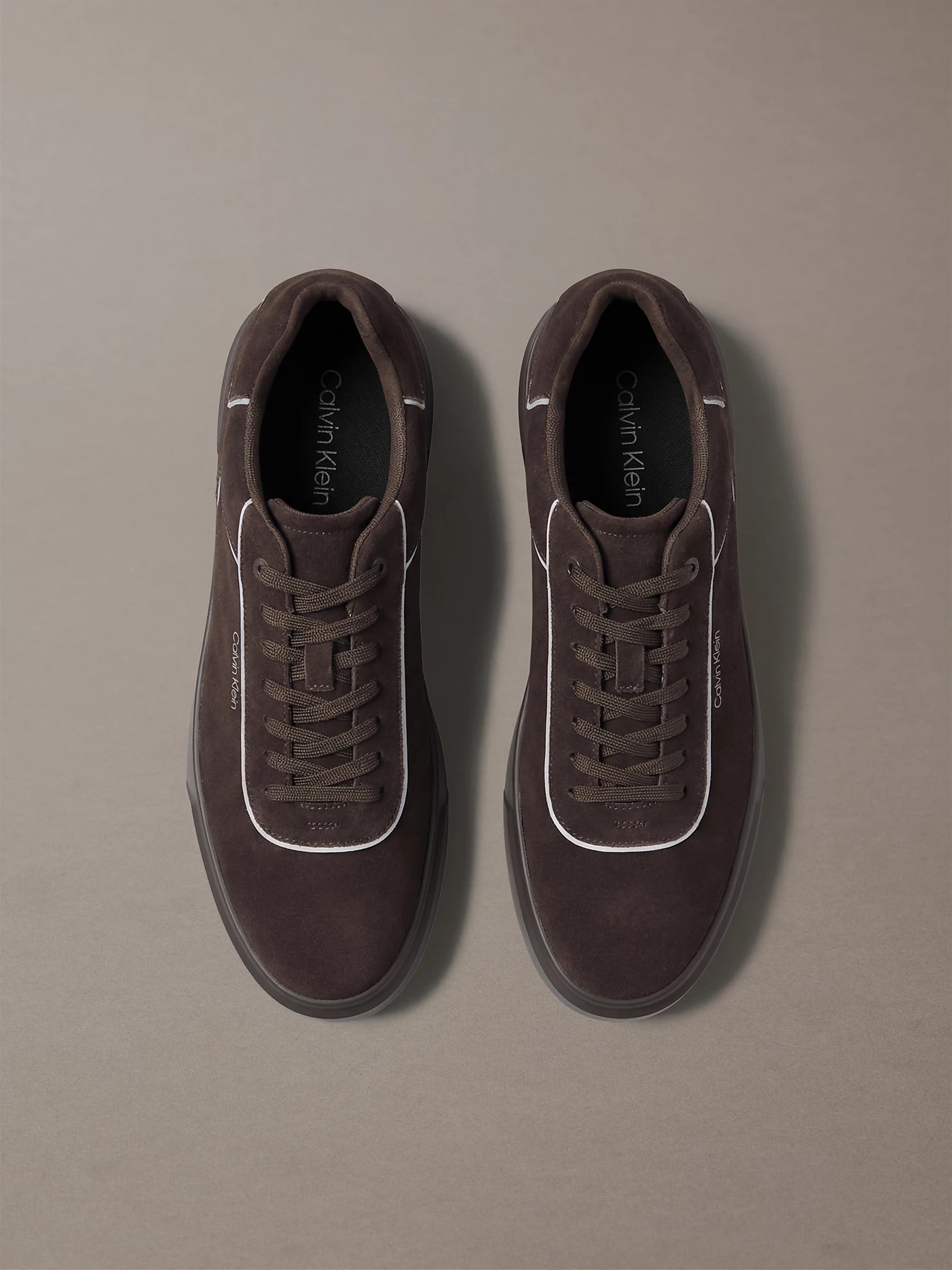 Calvin Klein Calvin Klein Erkek Monogram Logo Desenli Yuvarlak Burunlu Rahat Taban Koyu Kahve Sneaker HM0HM02203-BAM