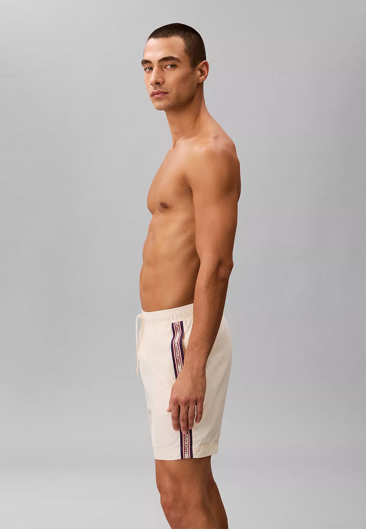Calvin Klein Calvin Klein Erkek Normal Kesim Elastik Bel Bantlı Yanları Logo İmzalı Şerit Çizgili Beyaz Bikini Altı LV00N61042-YAC
