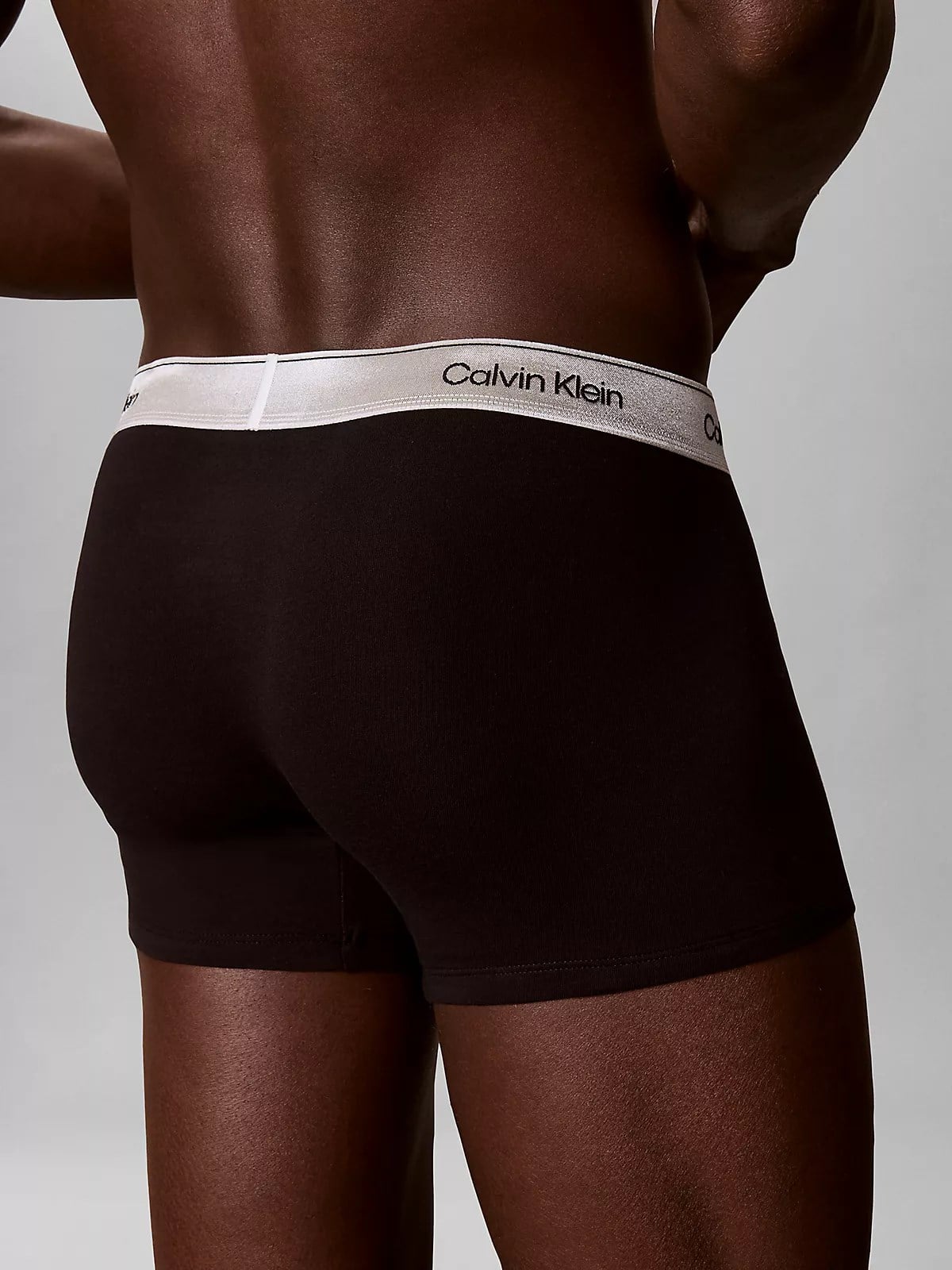 Calvin Klein Calvin Klein Erkek Pamuklu Slim Fit Beli Elastik Bantlı 3'lü Siyah-Beyaz Boxer LV00NB4575-4XK