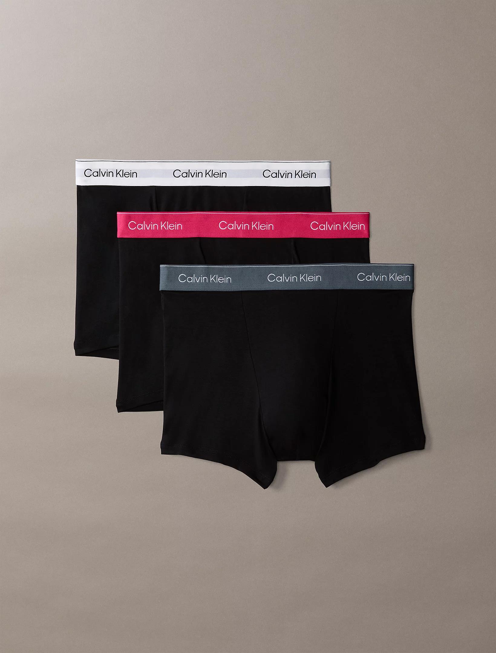 Calvin Klein Calvin Klein Erkek Pamuklu Normal Kalıp Logolu Elastik Bel Bantlı 3'lü Siyah Boxer LV00NB4286-3VO