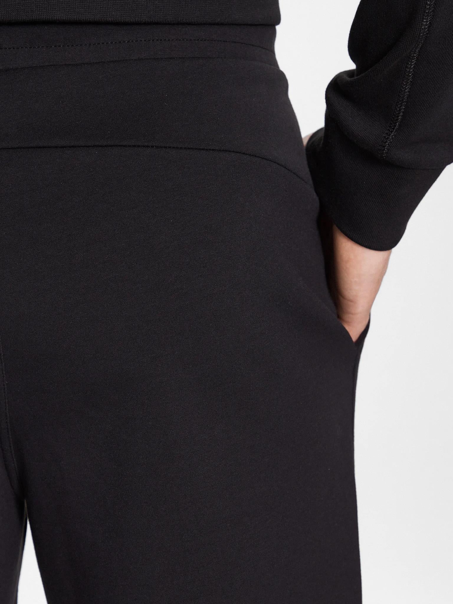 Calvin Klein Calvin Kleın Erkek Pamuklu Regular Fit Paçası Lastikli Siyah Pantolon K10K111566-BEH