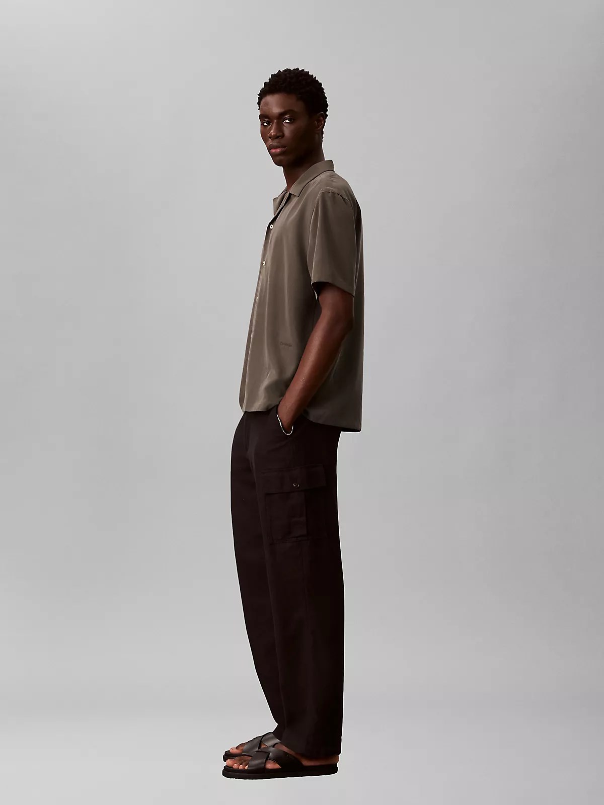Calvin Klein Calvin Klein Erkek Rahat Kalıp Pamuklu Kısa Kollu Kahverengi Gömlek LV04LF114G-9O9