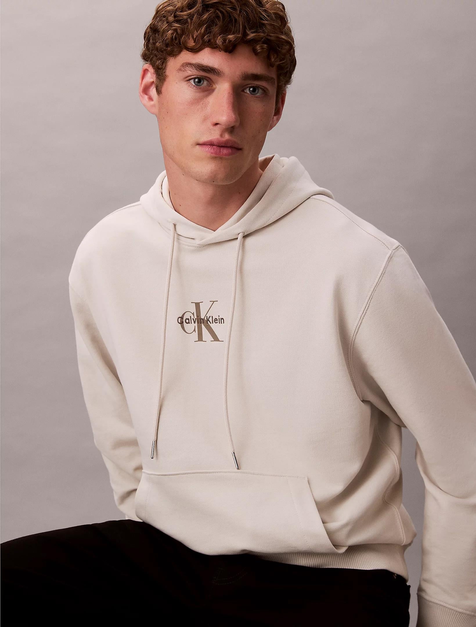Calvin Klein Calvin Klein Erkek Rahat Kalıp CK Logo Baskılı Kapüşonlu Uzun Kollu Beyaz Sweatshirt LV04RD243G-67U