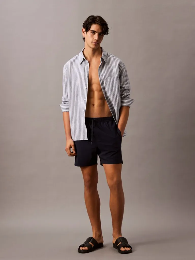 Calvin Klein Calvin Klein Erkek Regular Fit Yanları Logo Şeritli Lacivert Deniz Şortu LV00N61002-0PP