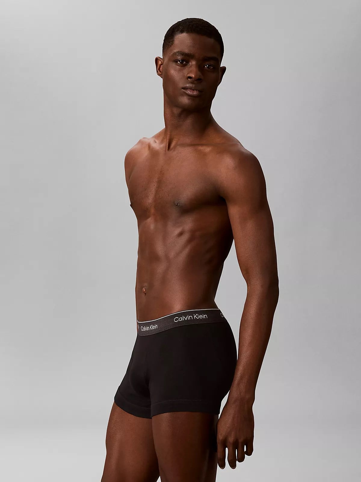 Calvin Klein Calvin Klein Erkek Slim Fit Beli Lastikli Logo Yazılı Mor Boxer 000NB4002A-618