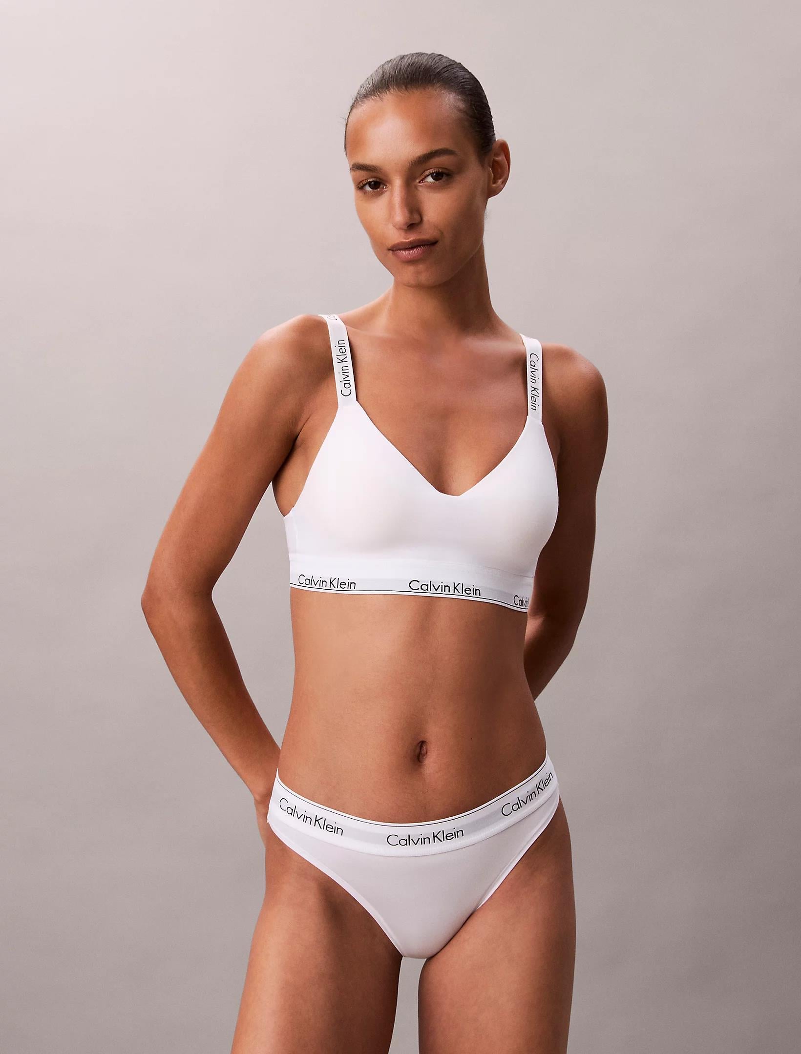 Calvin Klein Calvin Klein Kadın Calvin Yazı Detay Askılı Slim Fit Çıt Çıt Kapama Yumuşak Kumaş Beyaz Sütyen LV00QF8504-100
