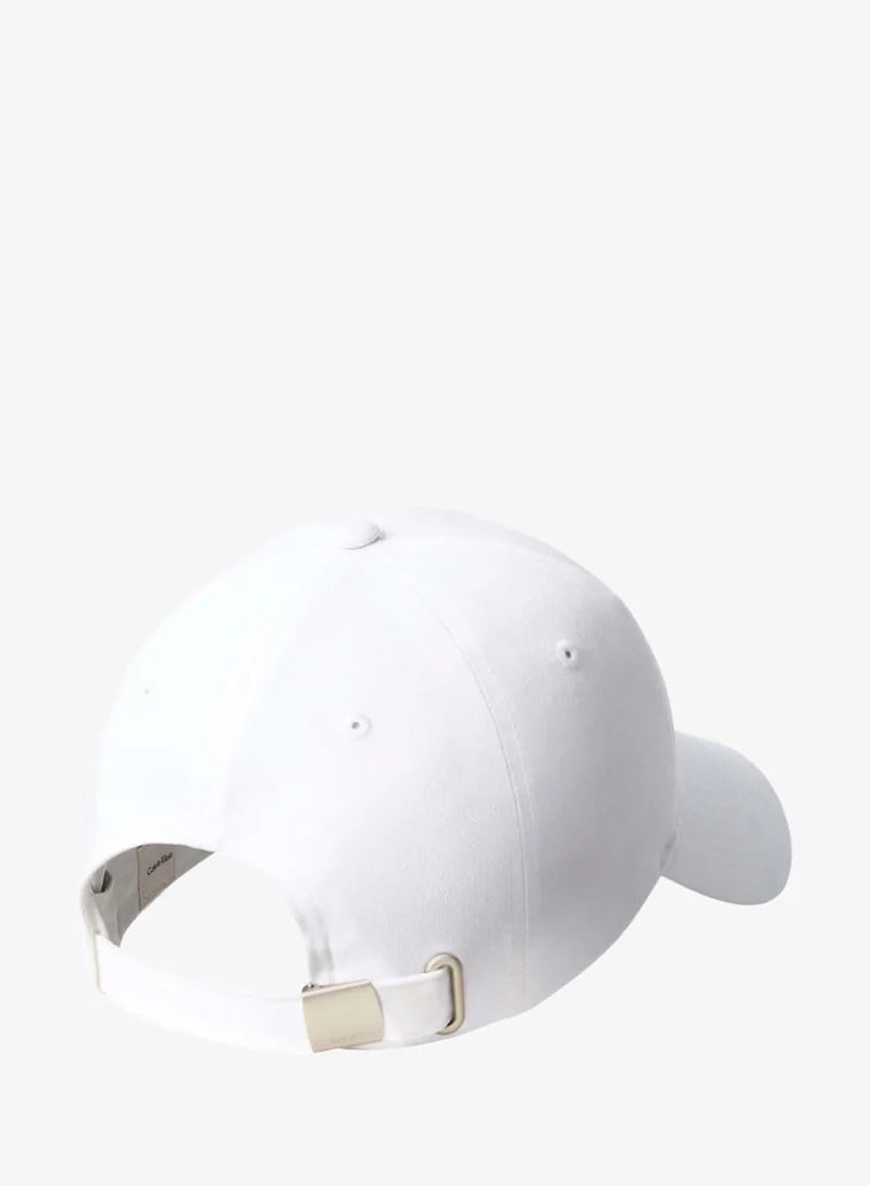 Calvin Klein Calvin Klein Kadın CK Logo İşlemeli Ayarlanabilir Tokalı Beyaz1 Şapka LV04K5026G-7KR