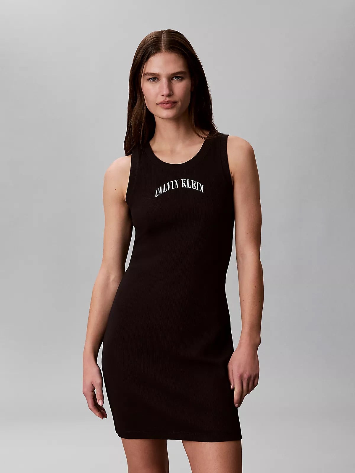 Calvin Klein Calvin Klein Kadın Dar Kalıp Yuvarlak Yakalı Pamuklu Logo Detaylı Mini Siyah Elbise LV047G213G-UB1