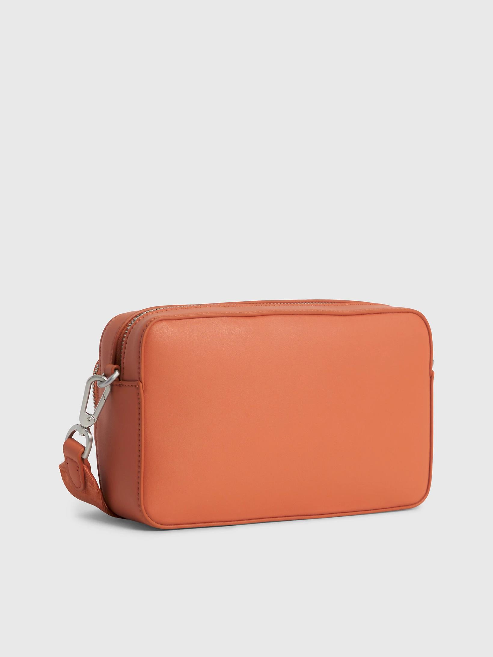 Calvin Klein Calvin Kleın Kadın Deri Marka Logolu Askılıklı Fermuarlı Turuncu Çanta K60K608410-GAP