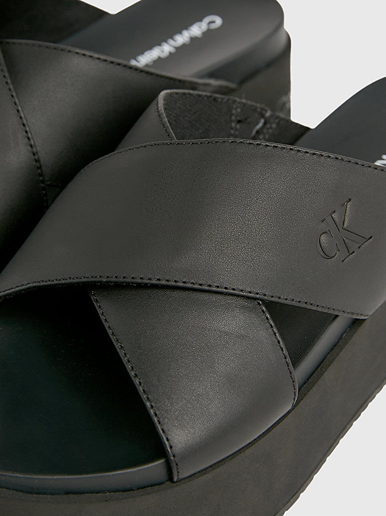 Calvin Klein Calvin Klein Kadın Dolgu Kalın Topuk Çapraz Ön Rahat Siyah Sandalet YW0YW01349-0GT