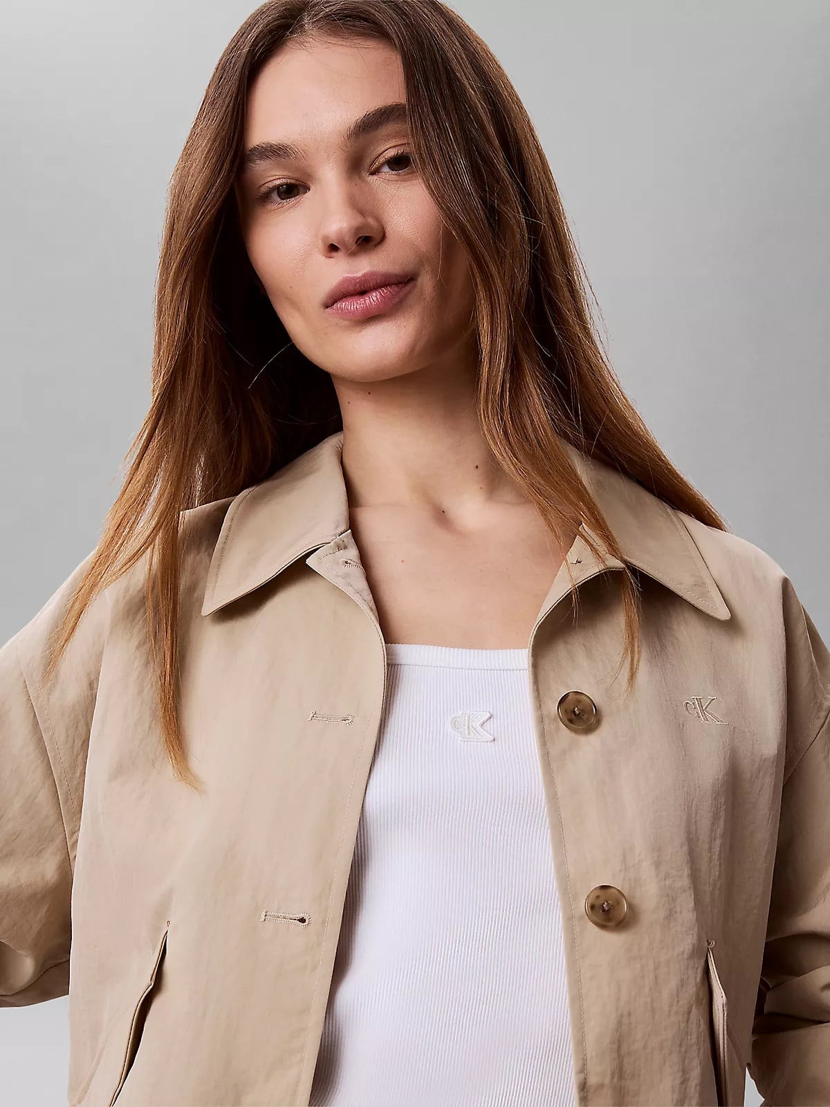 Calvin Klein Calvin Klein Kadın İp Askılı Kare Yaka CK Logo İşlemeli Beyaz Atlet LV047G208G-YAF