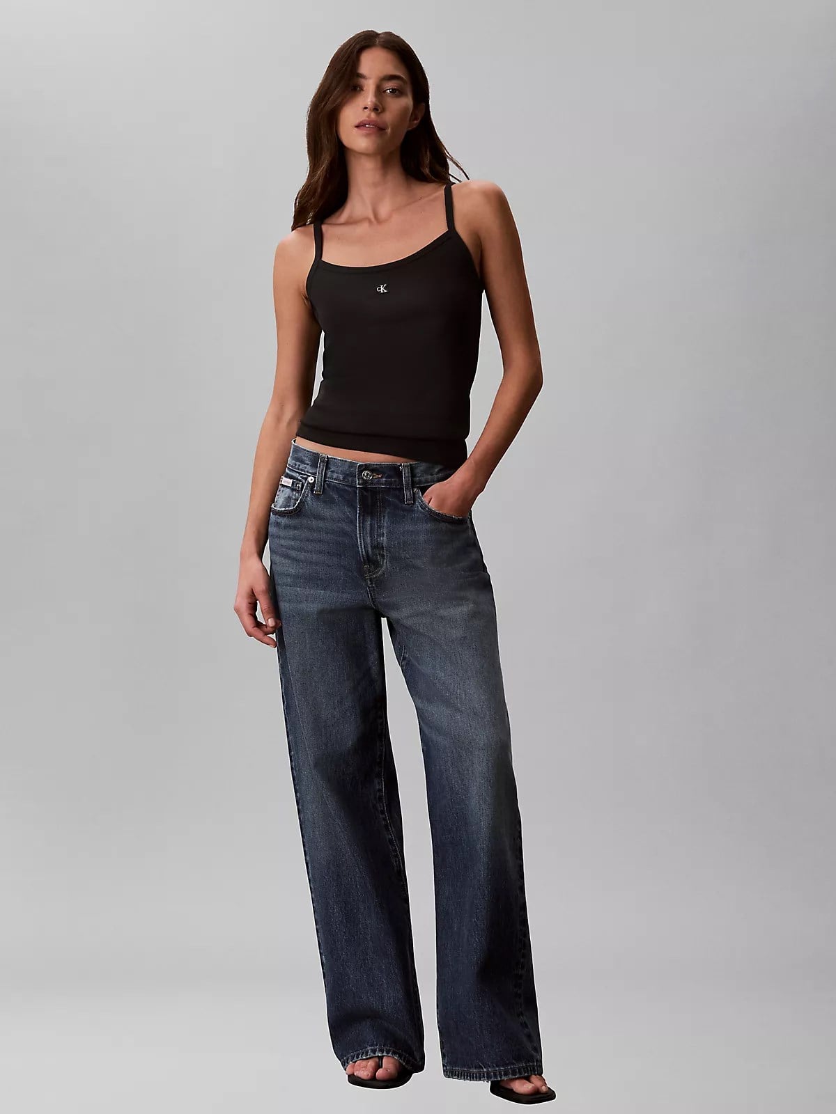 Calvin Klein Calvin Klein Kadın İp Askılı Kare Yaka CK Logo İşlemeli Siyah Atlet LV047G208G-UB1