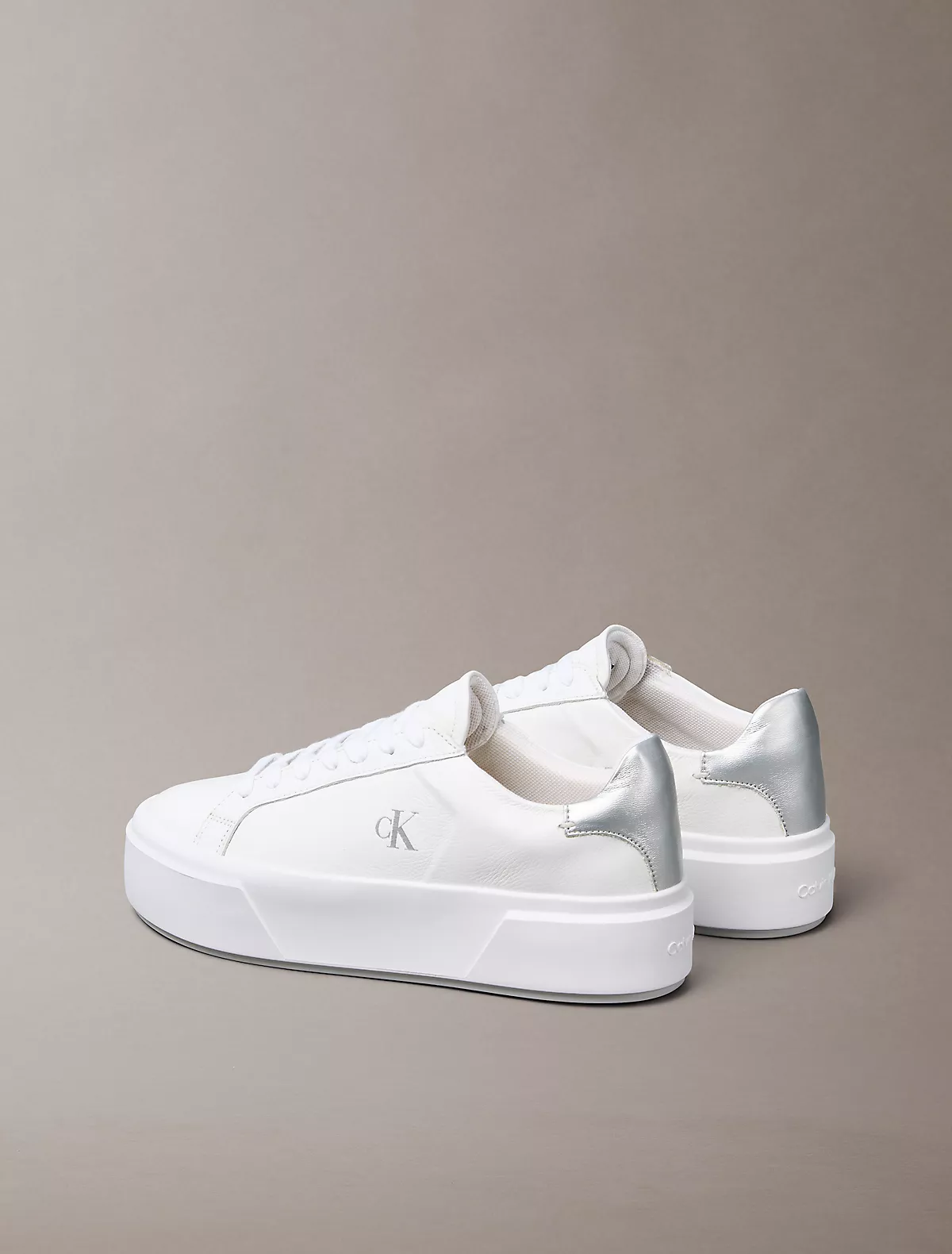 Calvin Klein Calvin Klein Kadın Kalın Topuk Deri Bağcıklı Rahat Taban Beyaz Sneaker YW0YW01929-0LC
