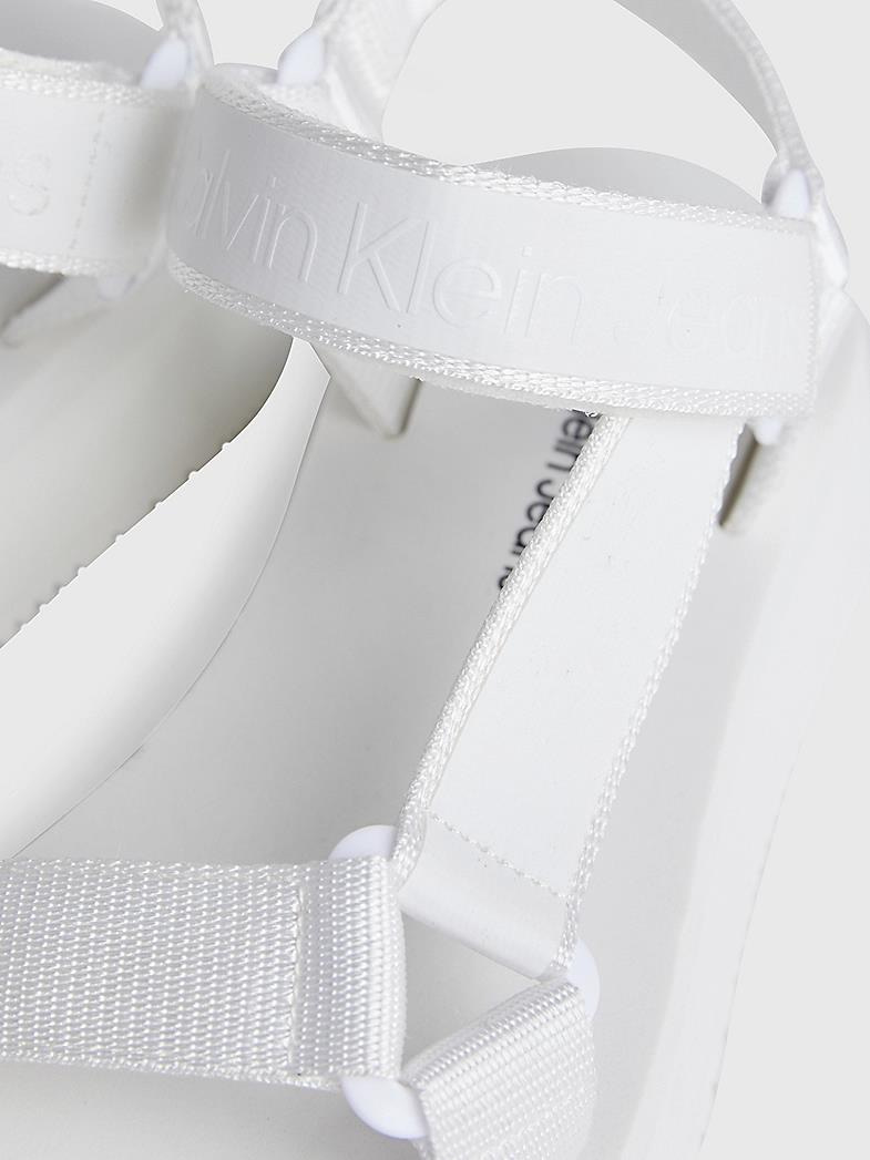 Calvin Klein Calvin Kleın Kadın Kalın Topuklu Cırt Cırtlı Yazlık Logolu Beyaz Sandalet YW0YW01353-YBR