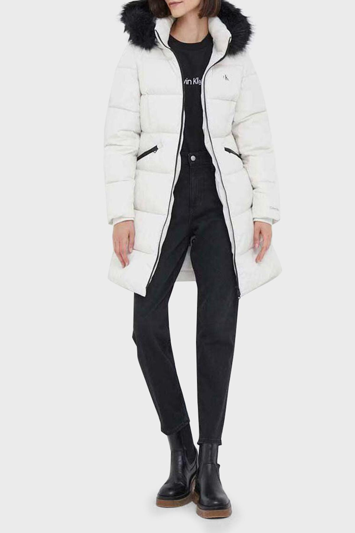 Calvin Klein Calvin Kleın Kadın Kapüşonlu Fermuar Kapamalı Cepli Uzun Kol Beyaz Mont J20J221890-YBI