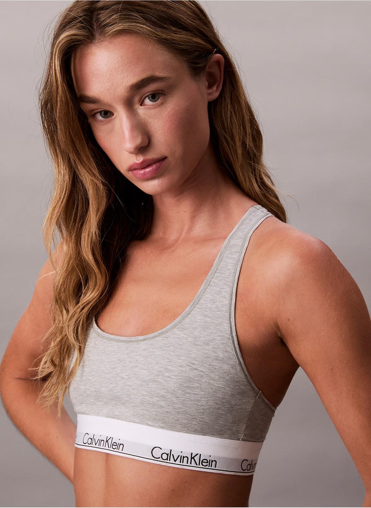 Calvin Klein Calvin Klein Kadın Kare Yaka Lastikli Dar Calvin Yazı Desenli Gri Büstiyer LV00QF8493-P7A