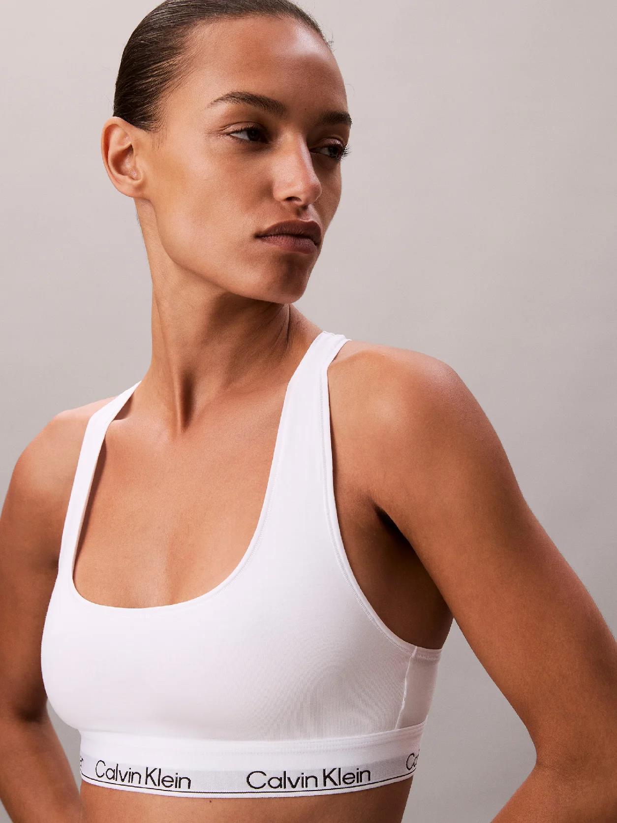 Calvin Klein Calvin Klein Kadın Kare Yaka Lastikli Dar Calvin Yazı Desenli Beyaz Büstiyer LV00QF8493-100