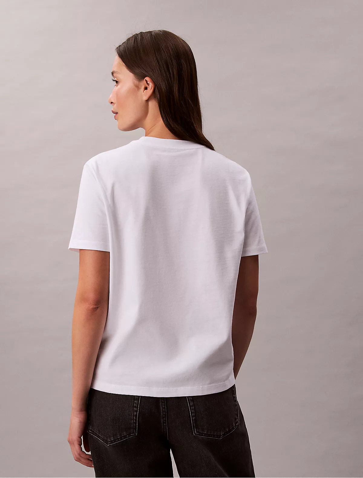 Calvin Klein Calvin Klein Kadın Kısa Kol CK Yazı Detay Bisiklet Yaka Beyaz T-Shirt LV044E215G-YAA