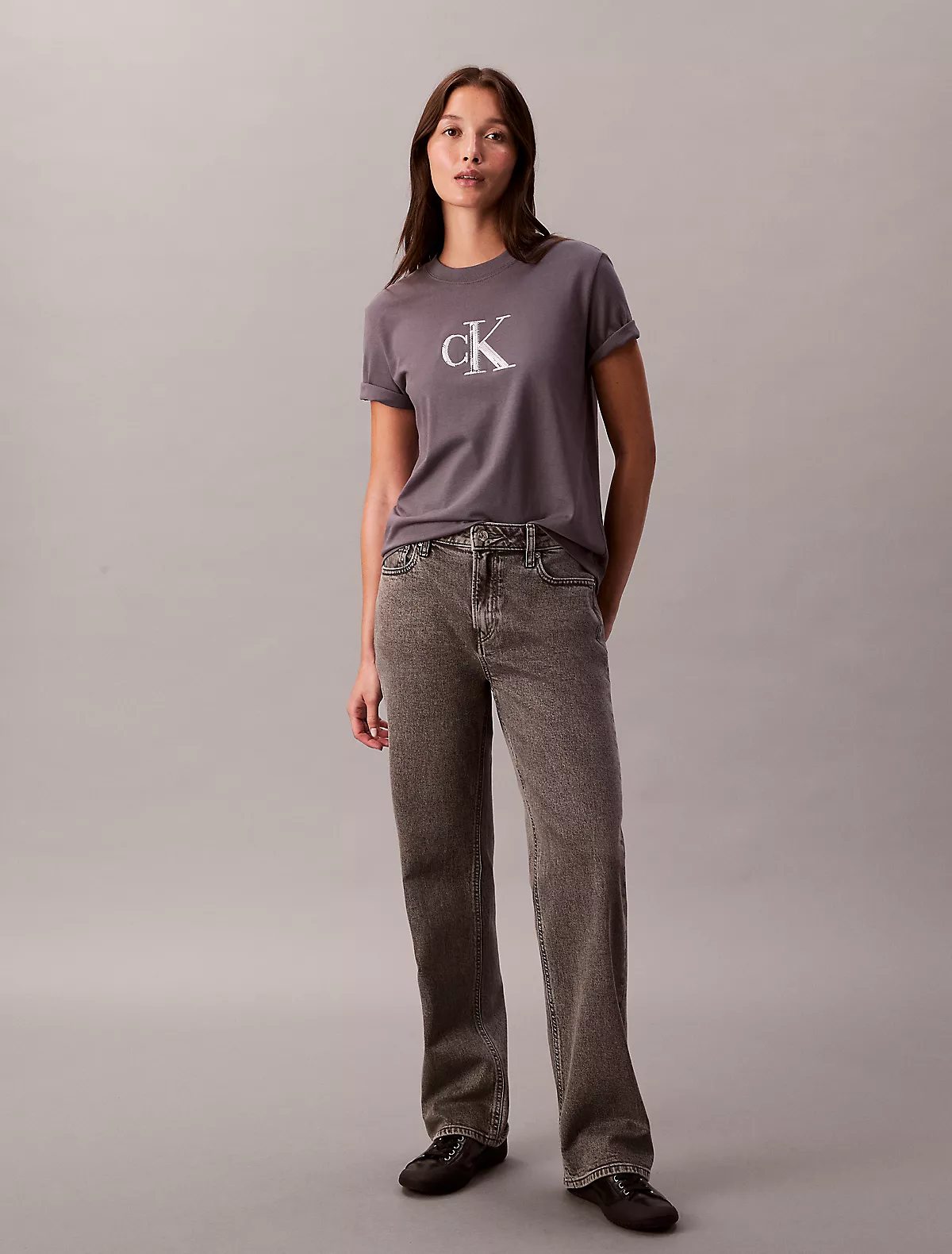 Calvin Klein Calvin Klein Kadın Kısa Kol CK Yazı Detay Bisiklet Yaka Gri T-Shirt LV044E215G-2E9