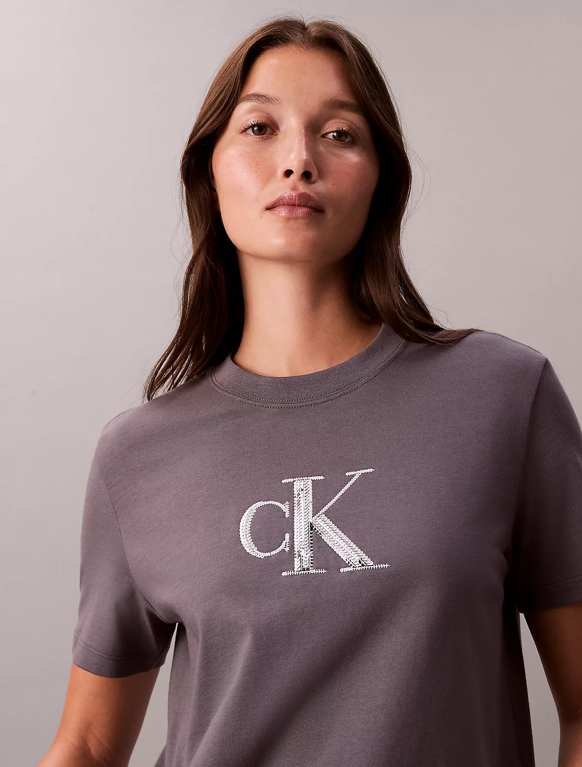 Calvin Klein Calvin Klein Kadın Kısa Kol CK Yazı Detay Bisiklet Yaka Gri T-Shirt LV044E215G-2E9