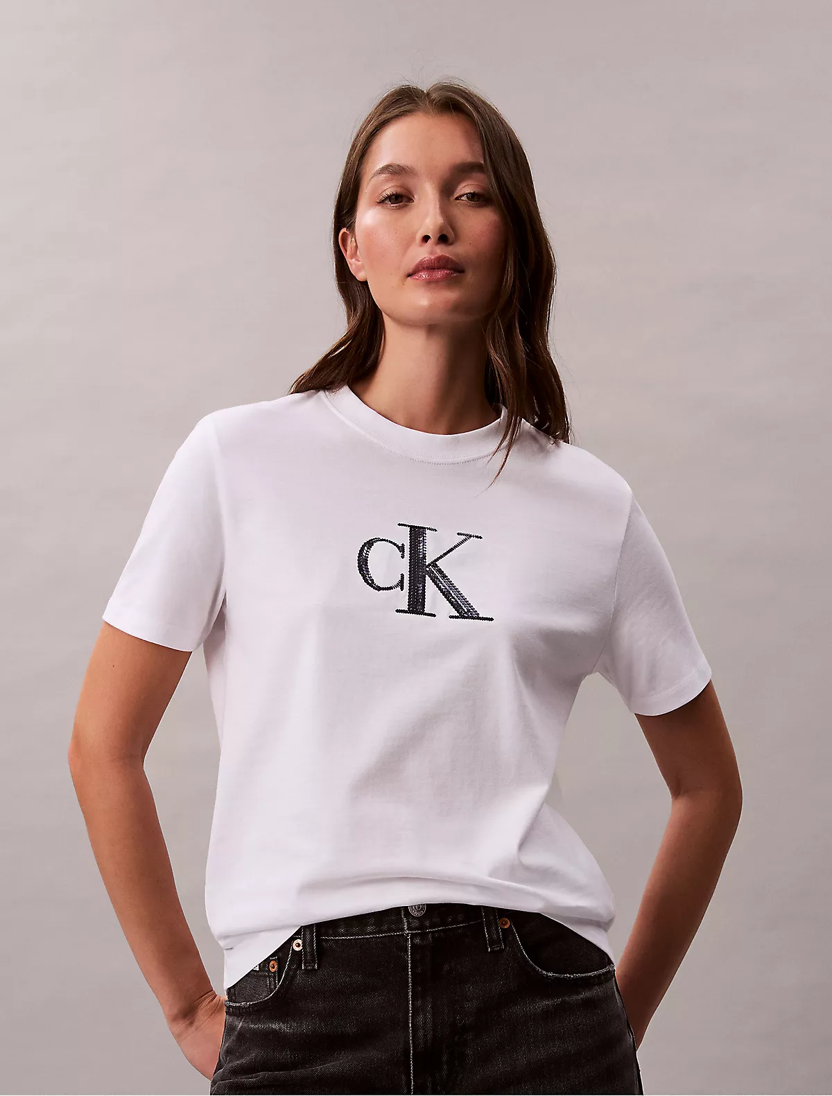Calvin Klein Calvin Klein Kadın Kısa Kol CK Yazı Detay Bisiklet Yaka Beyaz T-Shirt LV044E215G-YAA
