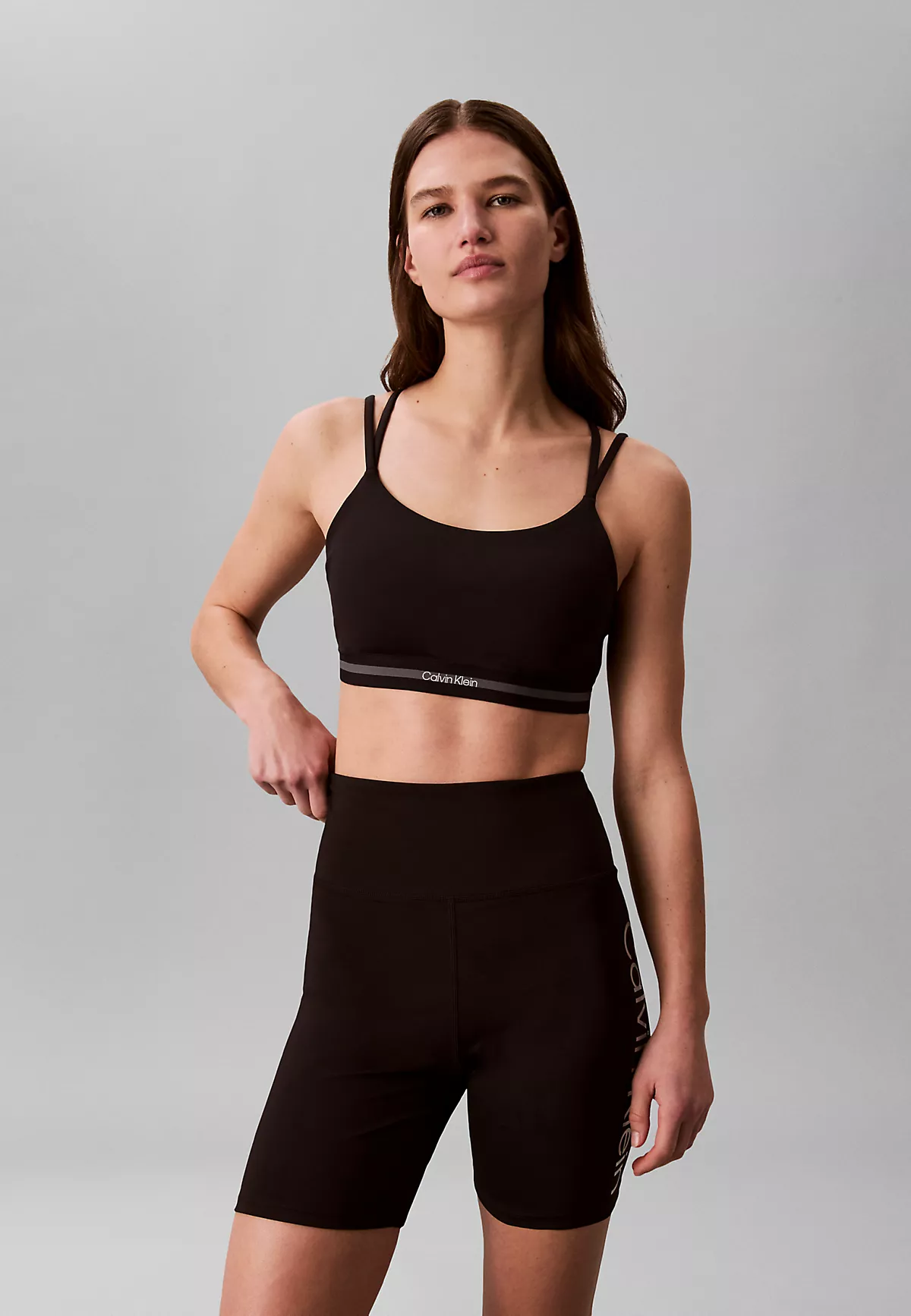 Calvin Klein Calvin Klein Kadın Logo Detaylı Elastik Bel Bantlı İnce İp Askılı Siyah Sporcu Sütyeni LVGWS6K345-UB1
