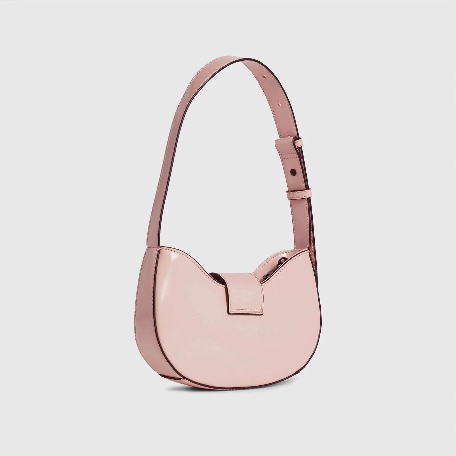 Calvin Klein Calvin Kleın Kadın Marka Logolu Ayarlanabilir Omuz Askılı Pembe Omuz Çantası K60K611474-TFT