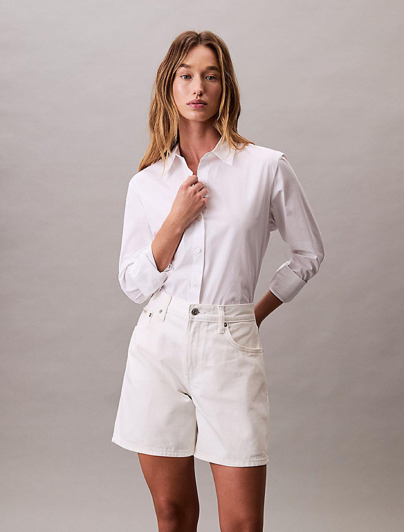 Calvin Klein Calvin Klein Kadın Normal Kalıp Pamuklu Kısa Beyaz Şort LV047B976G-5DC