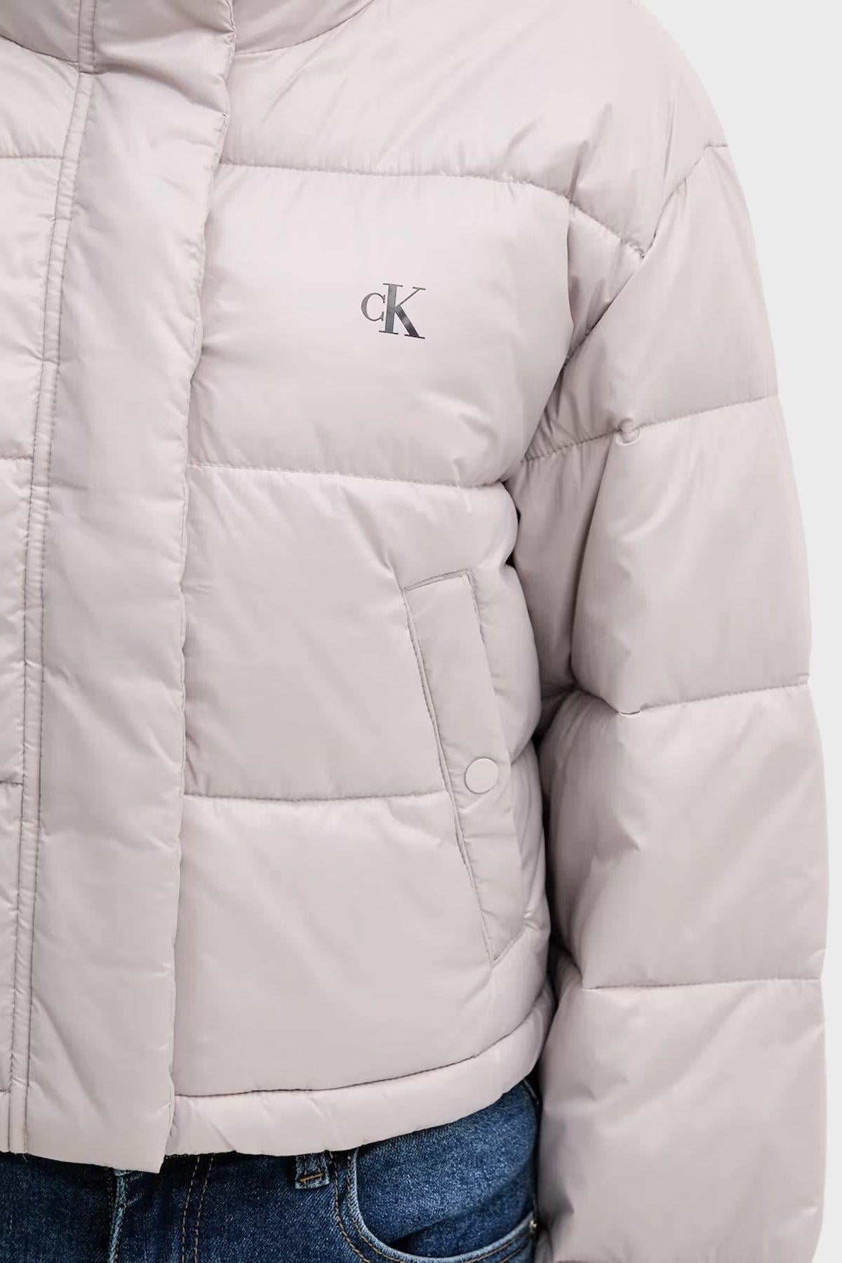 Calvin Klein Calvin Klein Kadın Normal Kalıp Kapitone Desenli Dolgulu Dik Yaka Gri Ceket LV047D504G-QJL
