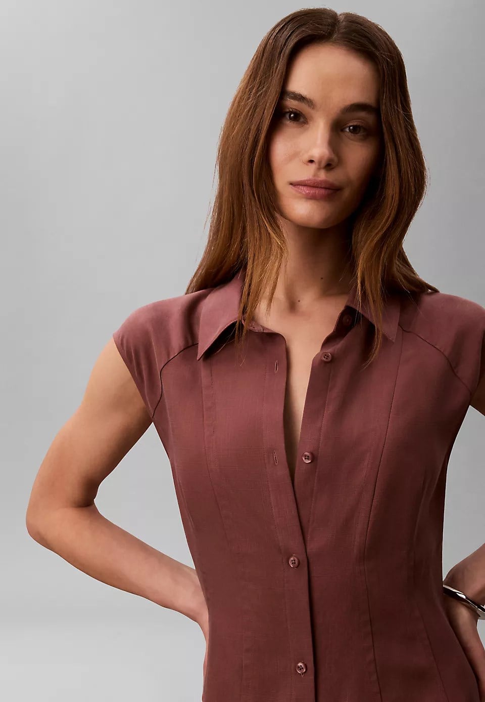 Calvin Klein Calvin Klein Kadın Normal Kalıp Polo Yaka Kolsuz Keten Kısa Kahverengi Elbise LV044F015G-41J