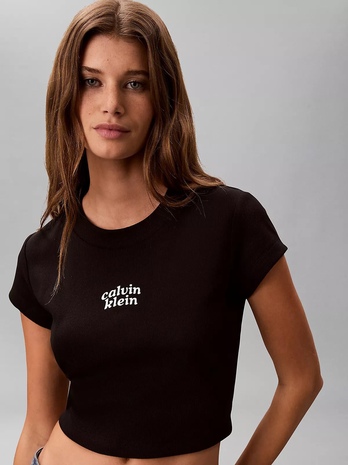 Calvin Klein Calvin Klein Kadın Normal Kalıp Logo Baskılı Yuvarlak Yakalı Pamuklu Kısa Kollu Crop Siyah T-Shirt LV047G828G-UB1