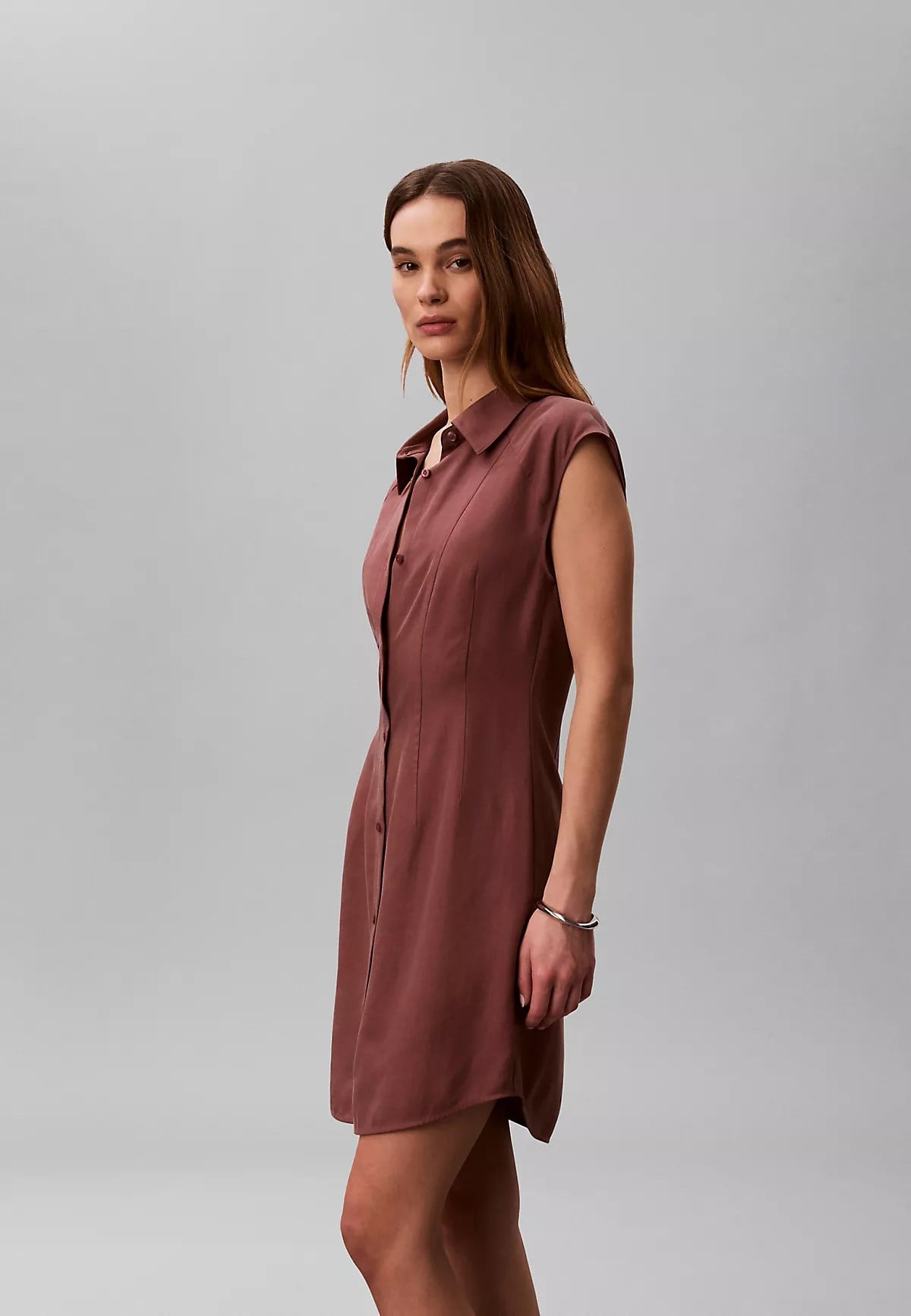Calvin Klein Calvin Klein Kadın Normal Kalıp Polo Yaka Kolsuz Keten Kısa Kahverengi Elbise LV044F015G-41J