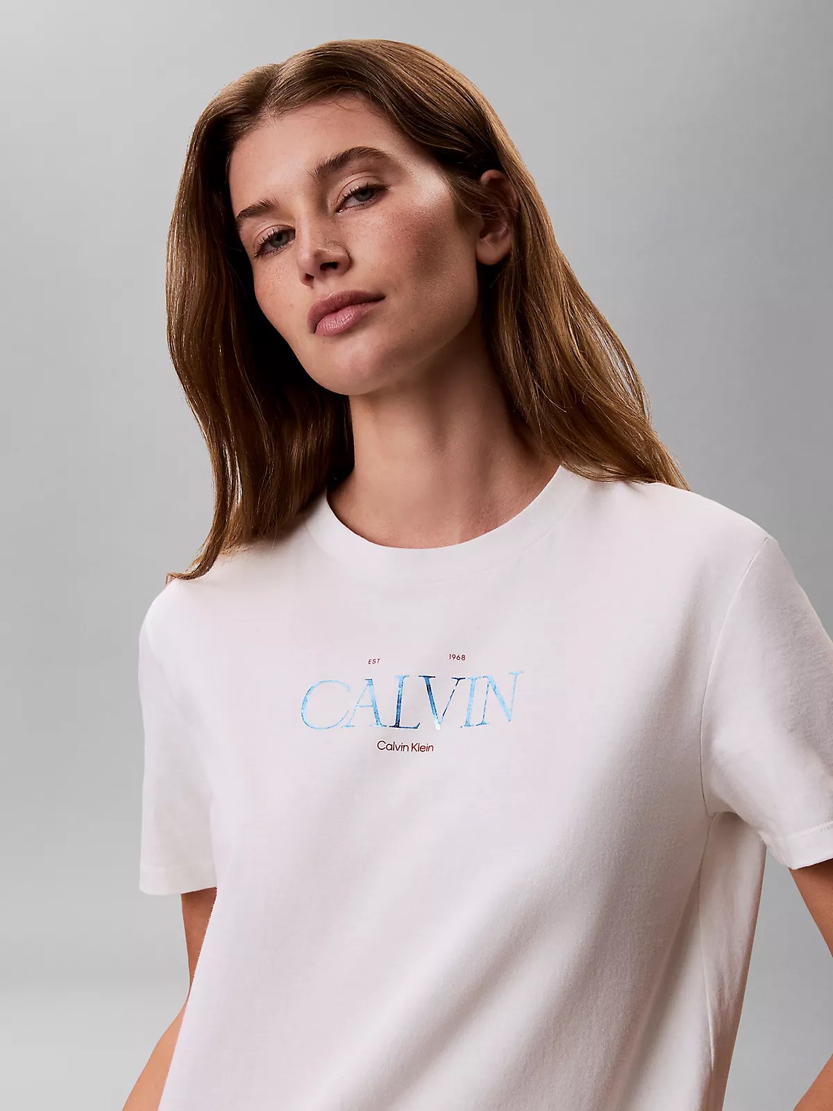 Calvin Klein Calvin Klein Kadın Normal Kalıp Logo Baskılı Pamuklu Kısa Kollu Beyaz T-Shirt LV047G806G-YAS
