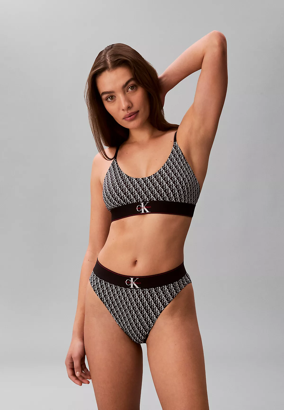 Calvin Klein Calvin Klein Kadın Pamuklu Dolgusuz Logo Etiketli Elastik Bel Bantlı Siyah-Beyaz Büstiyer LV00QF8814-2Y1