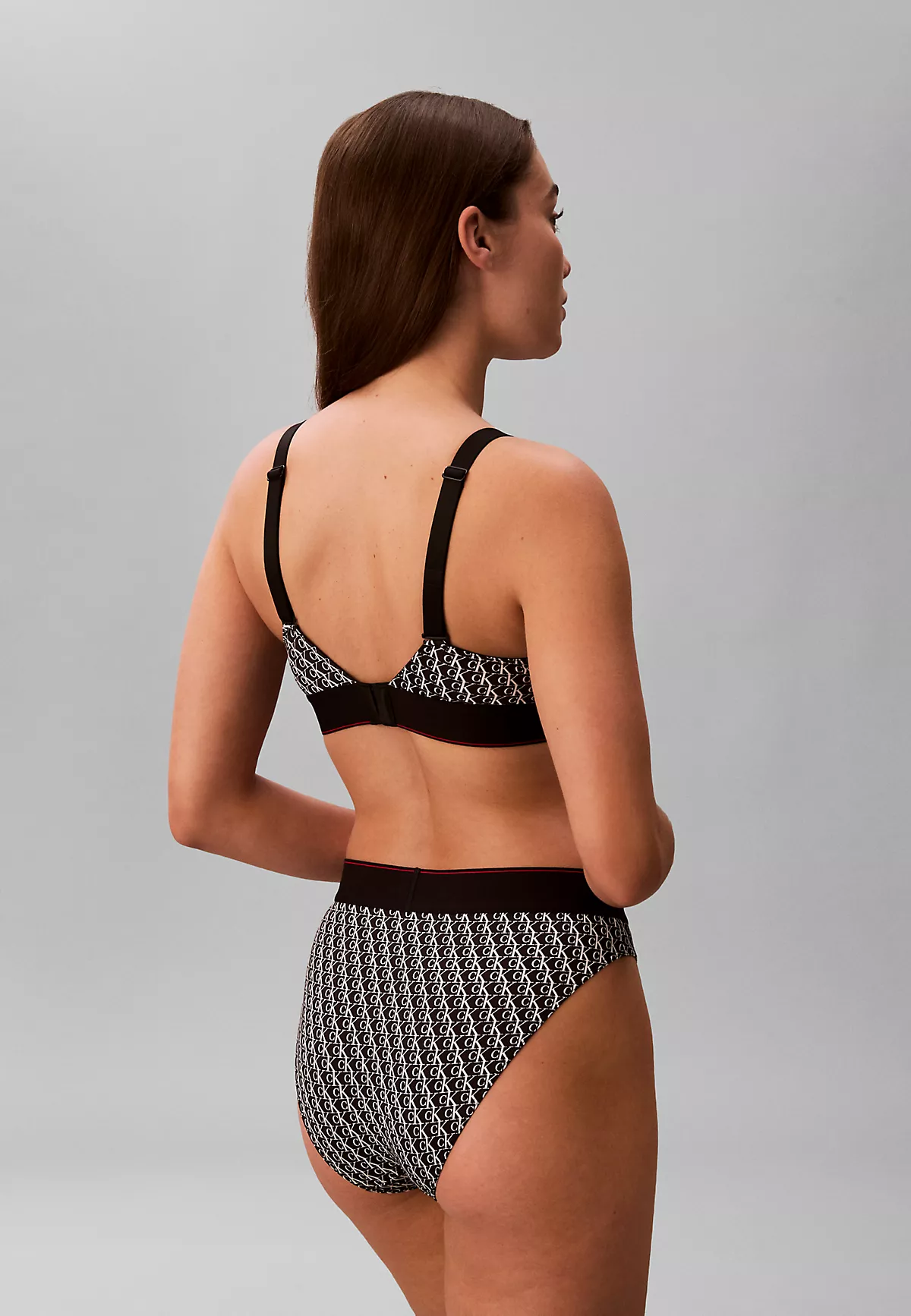 Calvin Klein Calvin Klein Kadın Pamuklu Elastik Logo Desenli Bel Bantlı Siyah Büstiyer LV00QF8877-2Y1
