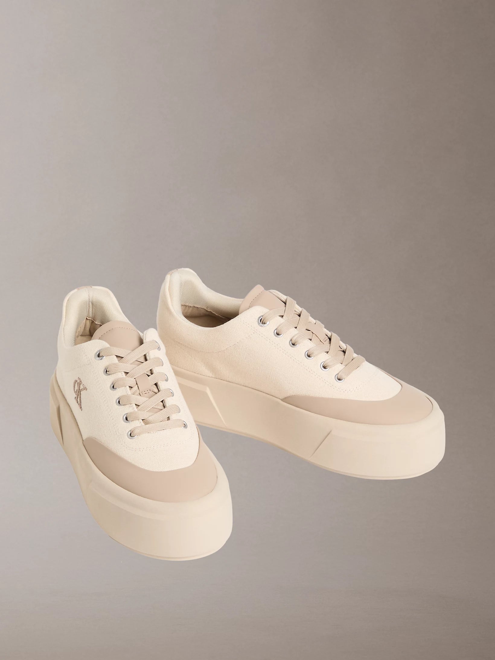 Calvin Klein Calvin Klein Kadın Platform Taban CK Logolu Bej Sneaker HW0HW02989-0GI