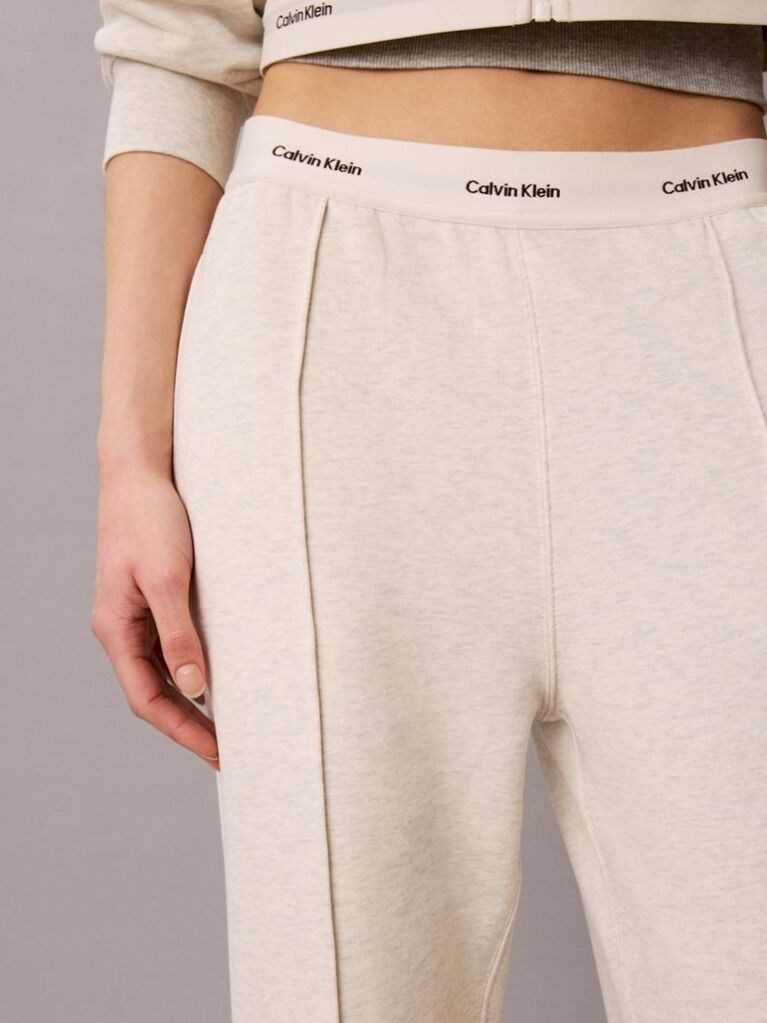 Calvin Klein Calvin Klein Kadın Rahat Kesim Lastikli Yüksek Belli Geniş Paçalı Pamuklu Pileli Krem Eşofman Altı LV047G253G-P4P