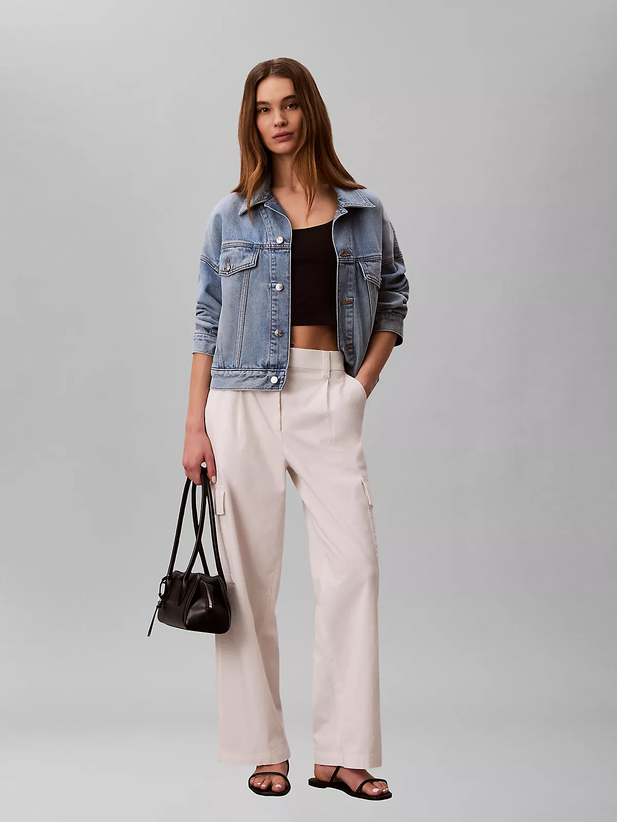 Calvin Klein Calvin Klein Kadın Rahat Kalıp Beli Lastikli Cep Detaylı Geniş Paçalı Beyaz Pantolon LV047F623G-YAS