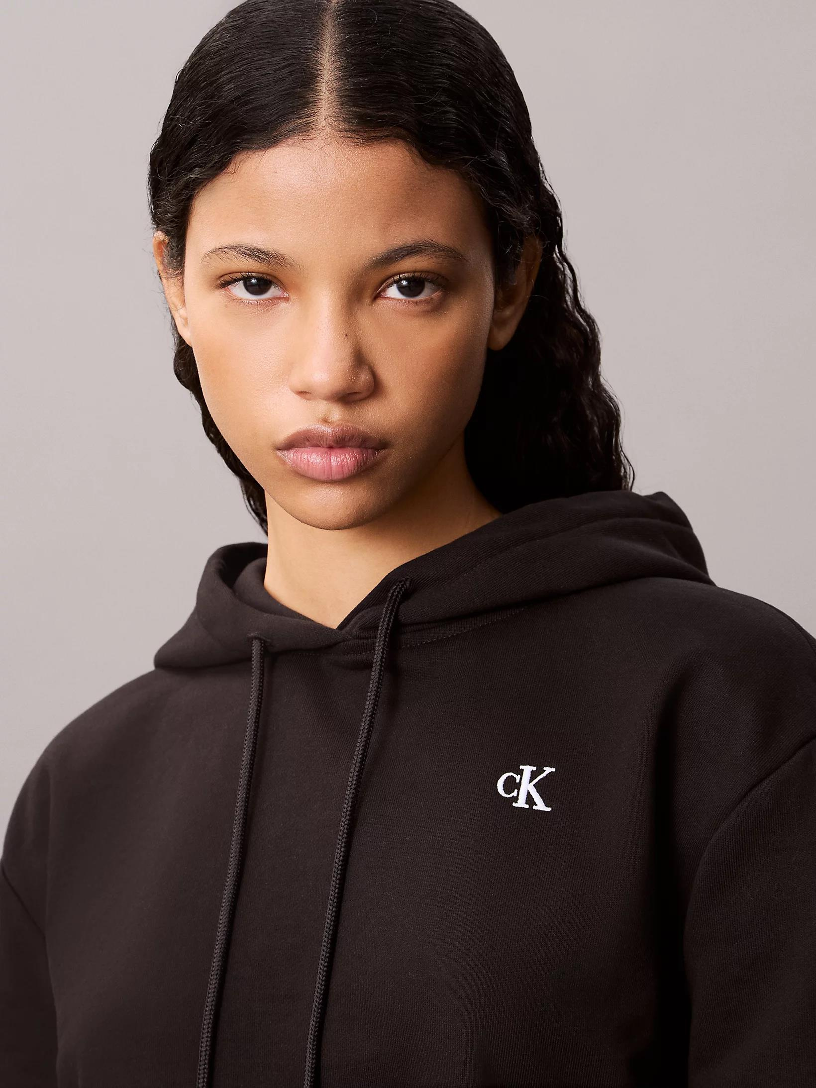 Calvin Klein Calvin Klein Kadın Regular Fit CK Logo İşlemeli Kapüşonlu Uzun Kollu Siyah Sweatshirt LV047C224G-UB1