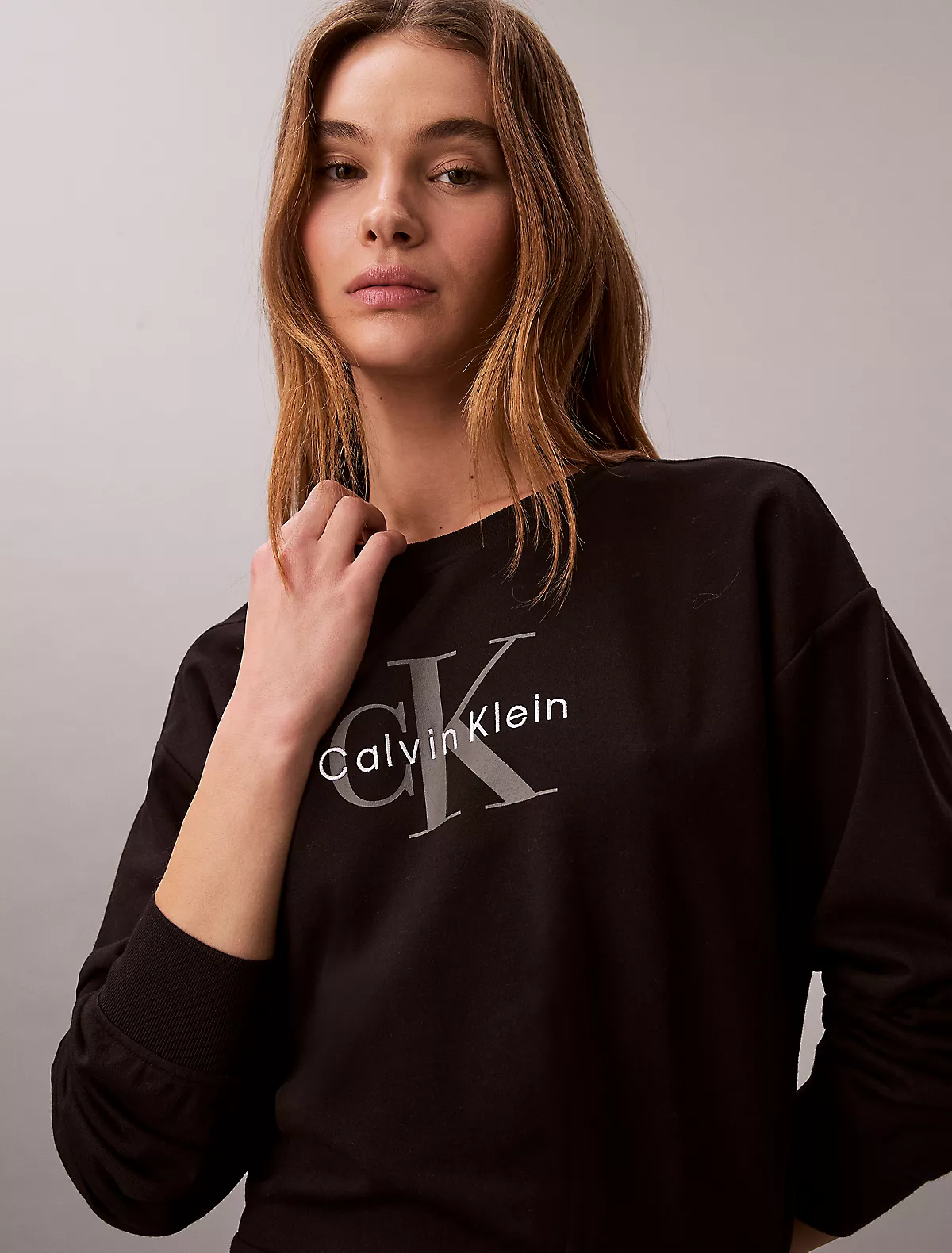 Calvin Klein Calvin Klein Kadın Regular Fit Yuvarlak Yakalı Düşük Omuzlu Büzgülü Kısa Siyah Elbise LV047E224G-UB1