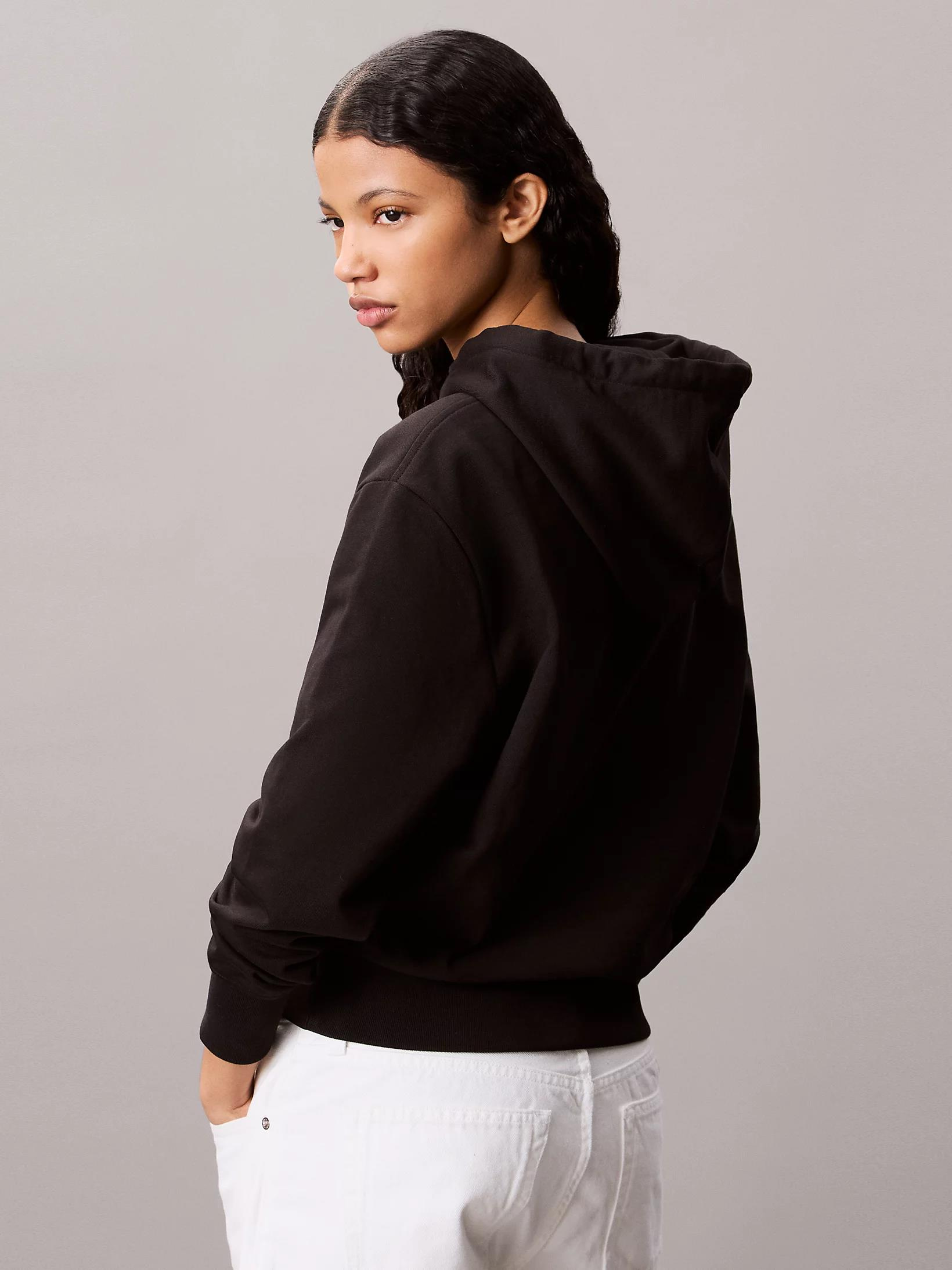 Calvin Klein Calvin Klein Kadın Regular Fit CK Logo İşlemeli Kapüşonlu Uzun Kollu Siyah Sweatshirt LV047C224G-UB1
