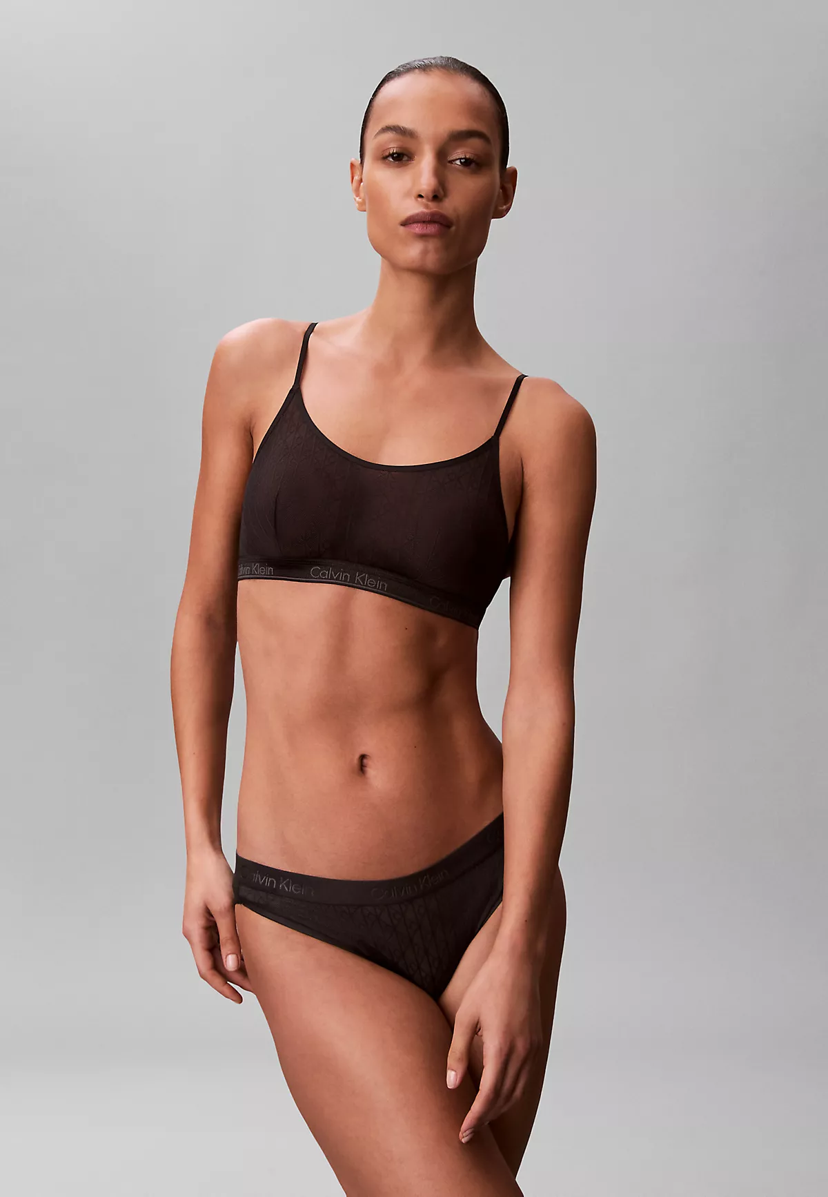 Calvin Klein Calvin Klein Kadın Slim Fit Dokuma Kumaş Mini Siyah Büstiyer LV00QF8871-UB1